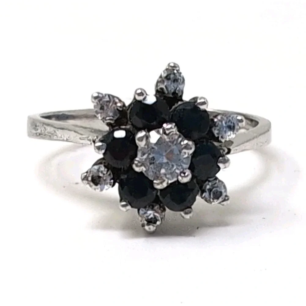 Vtg 925 Sterling Silver Blue Stone Flower Cluster Ring Clear Center Stone Size 8